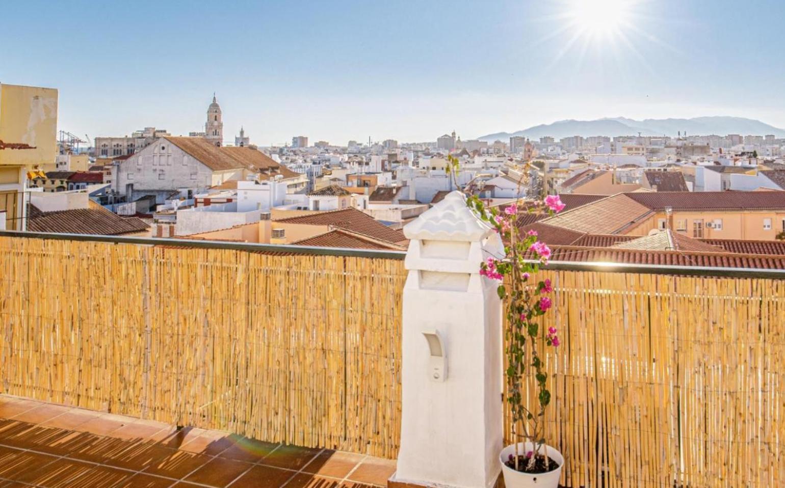 Apartamento Centrico La Merced - Free Parking & Free Gym Málaga Exteriör bild