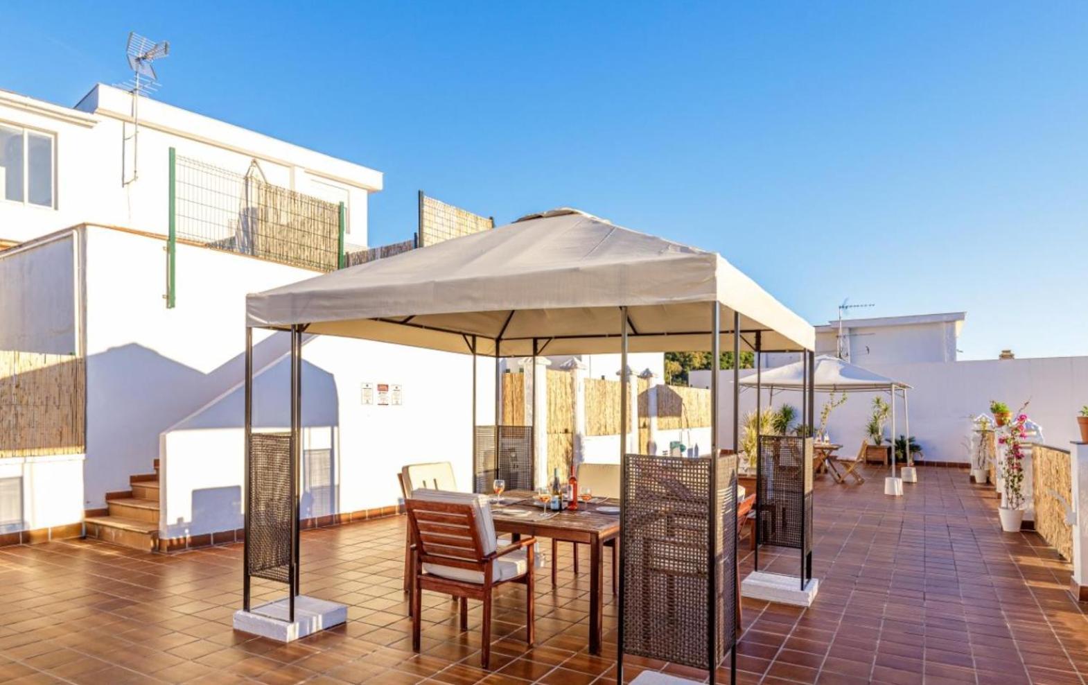 Apartamento Centrico La Merced - Free Parking & Free Gym Málaga Exteriör bild